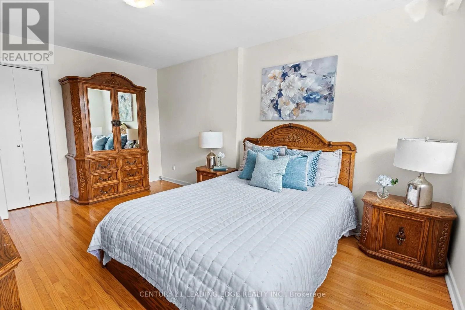 3651 BROOMHILL CRESCENT