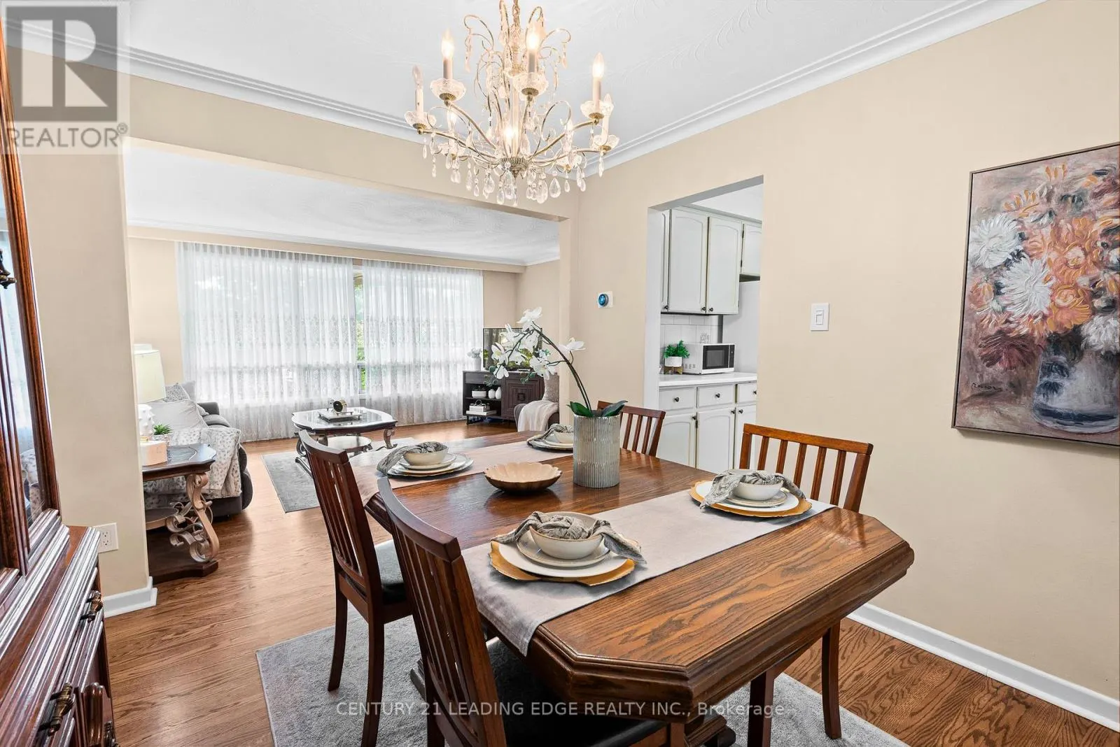 3651 BROOMHILL CRESCENT