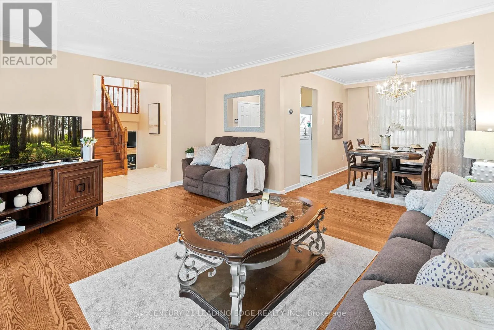3651 BROOMHILL CRESCENT