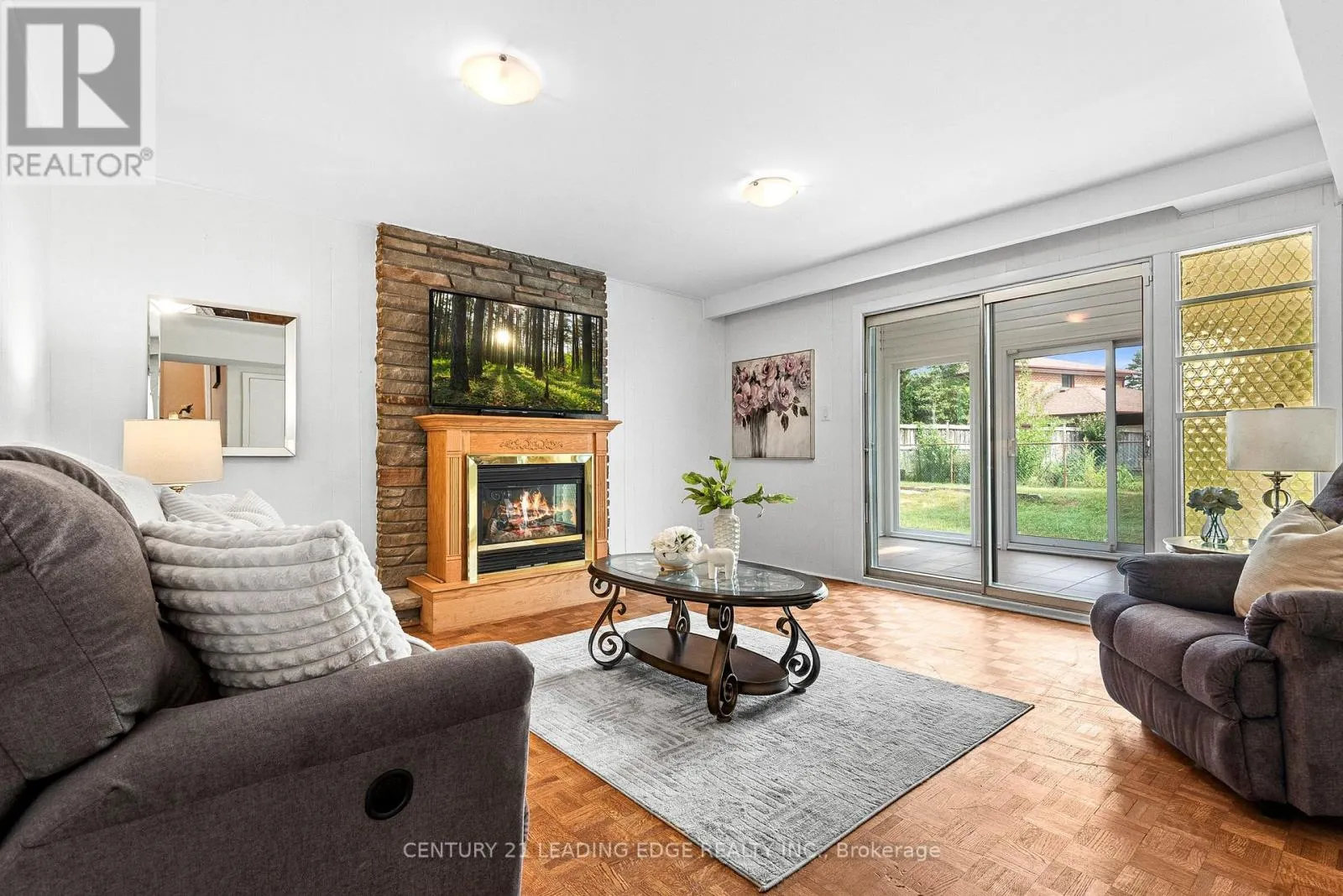 3651 BROOMHILL CRESCENT