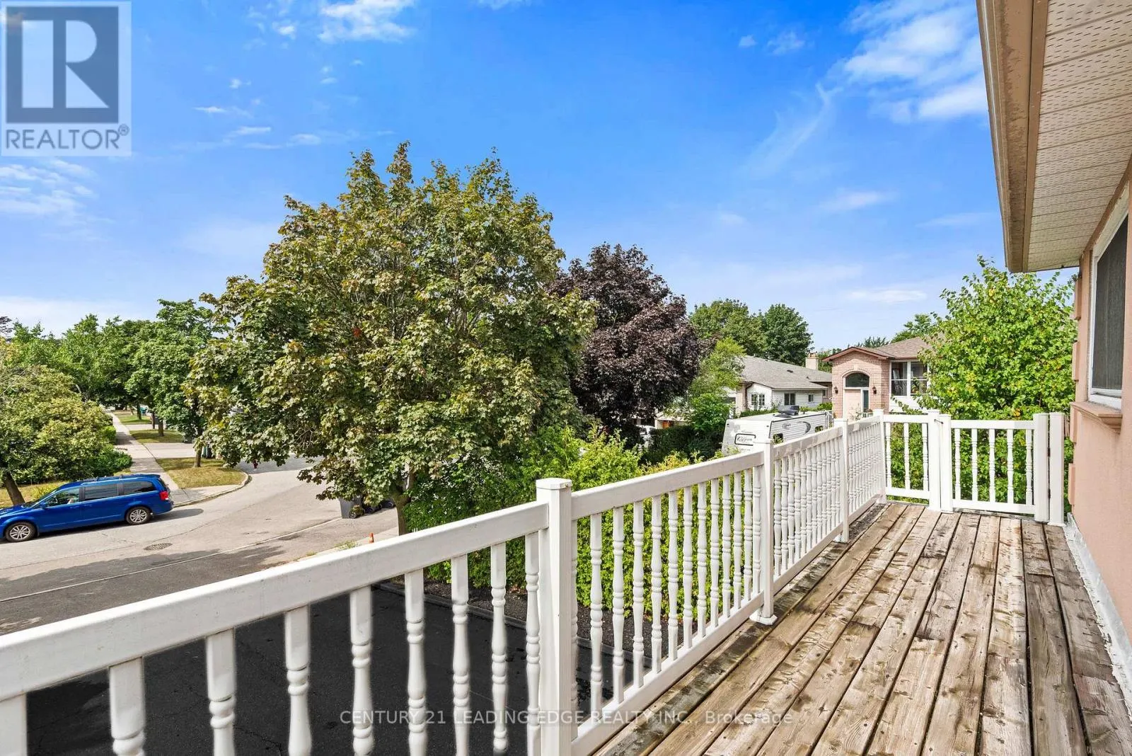 3651 BROOMHILL CRESCENT