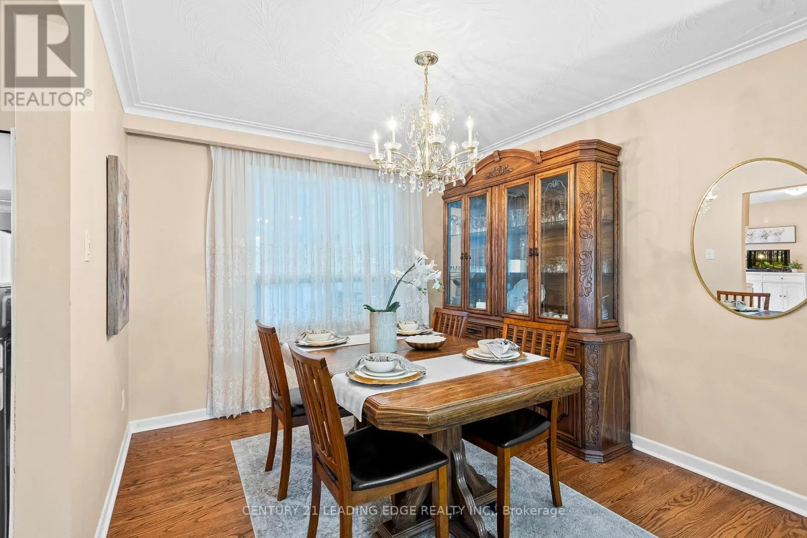 3651 BROOMHILL CRESCENT
