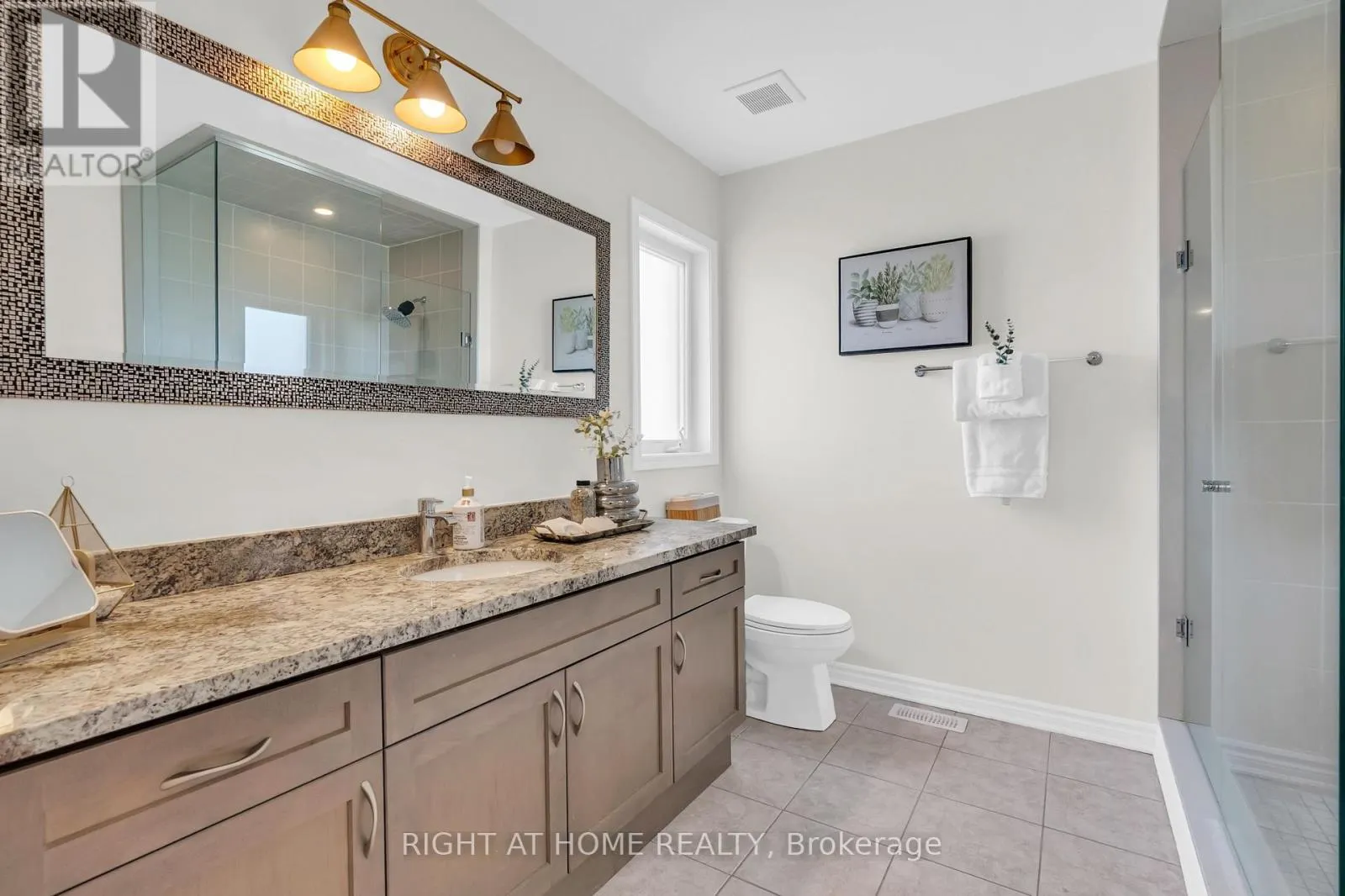 1139 FARMSTEAD DRIVE