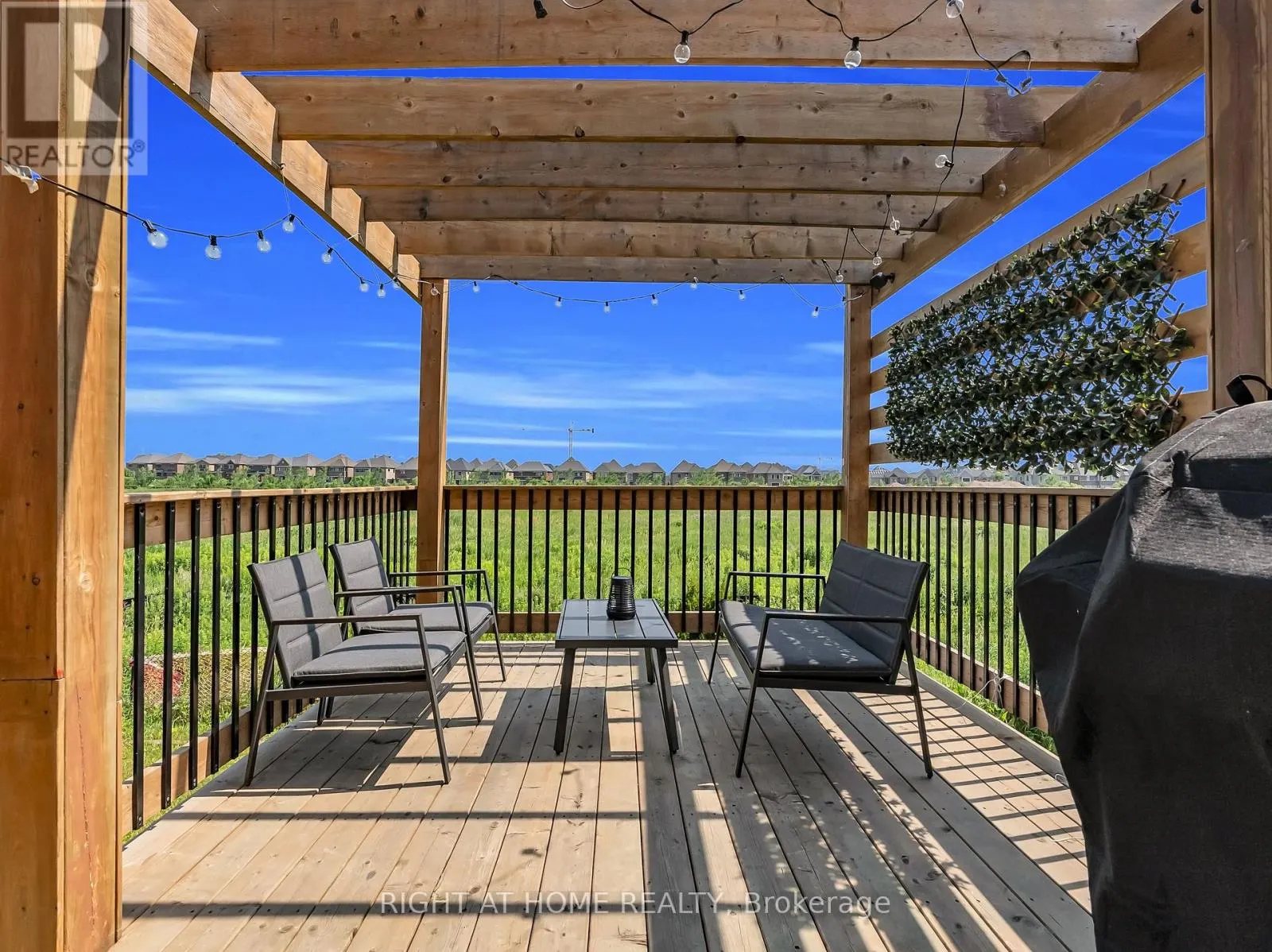 1139 FARMSTEAD DRIVE