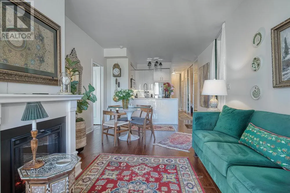 1507 - 60 ABSOLUTE AVENUE
