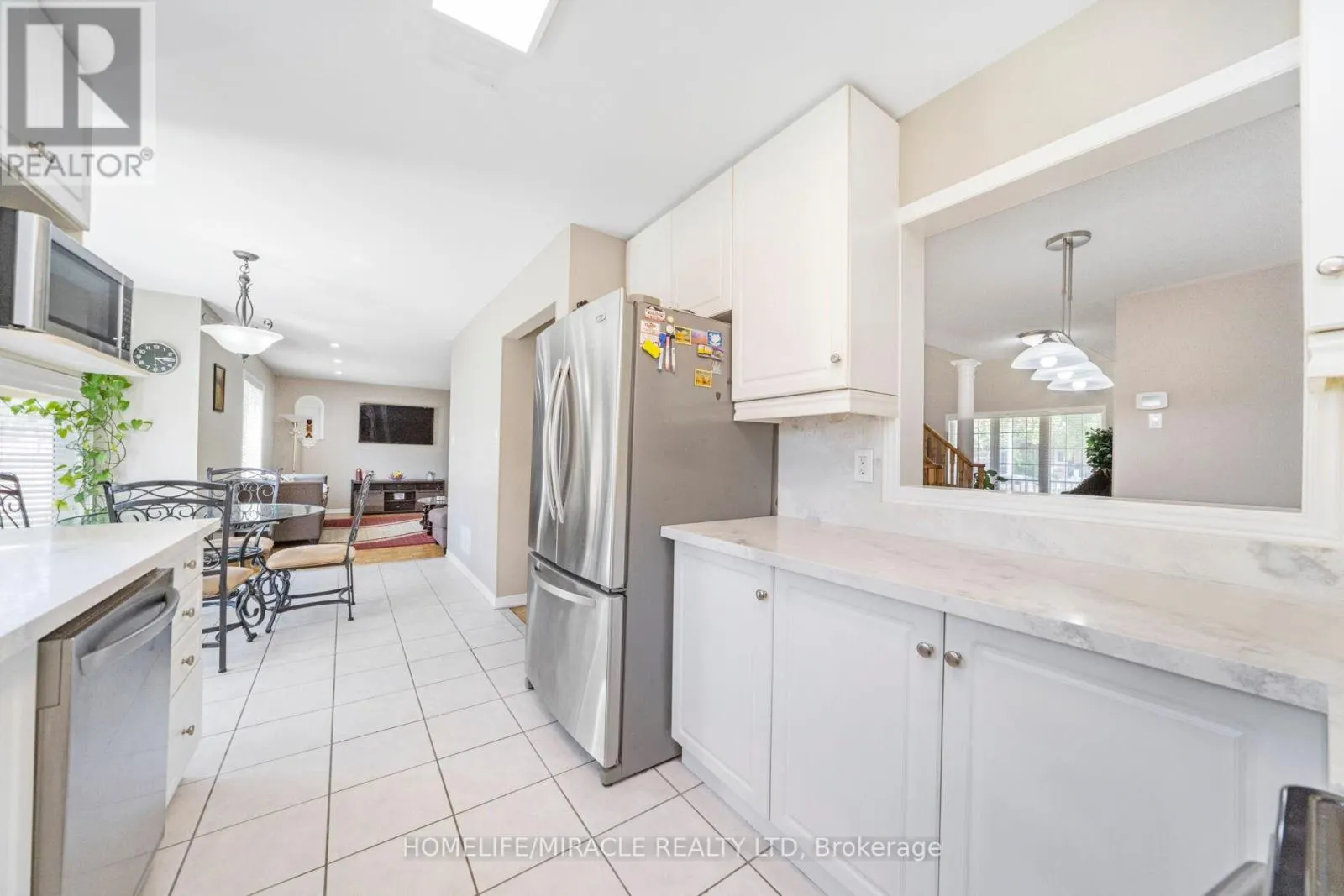 17 MAINARD CRESCENT