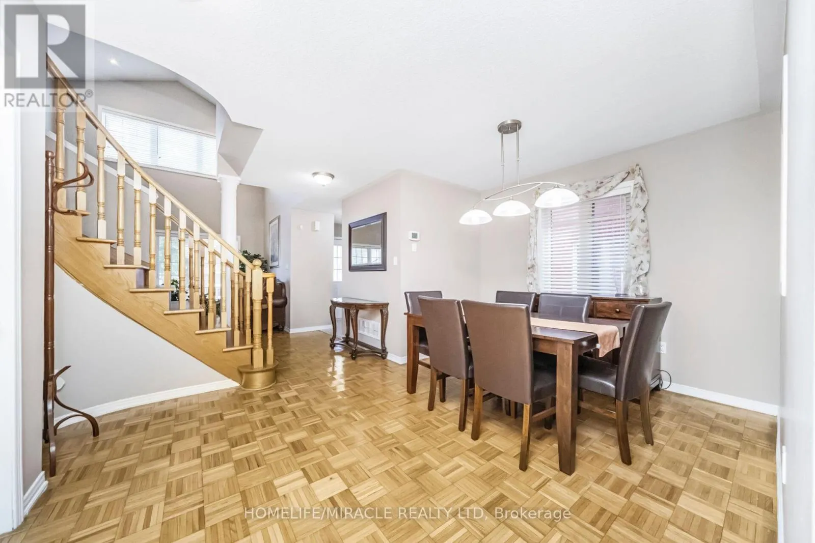 17 MAINARD CRESCENT