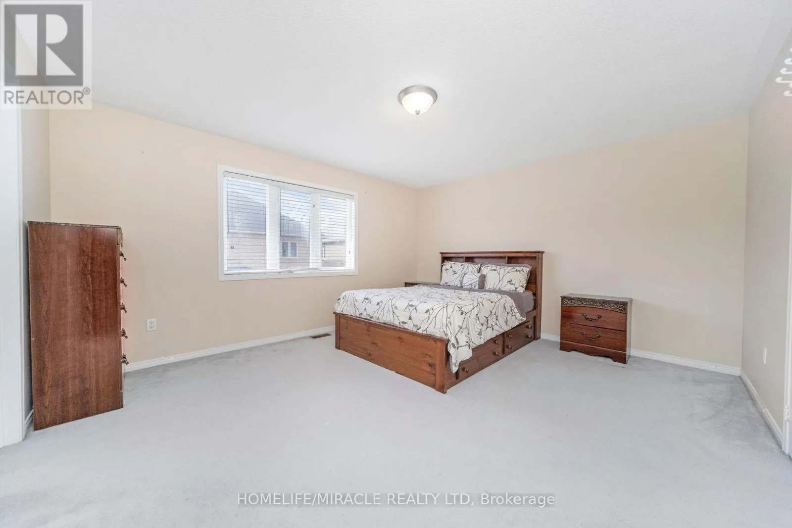 17 MAINARD CRESCENT