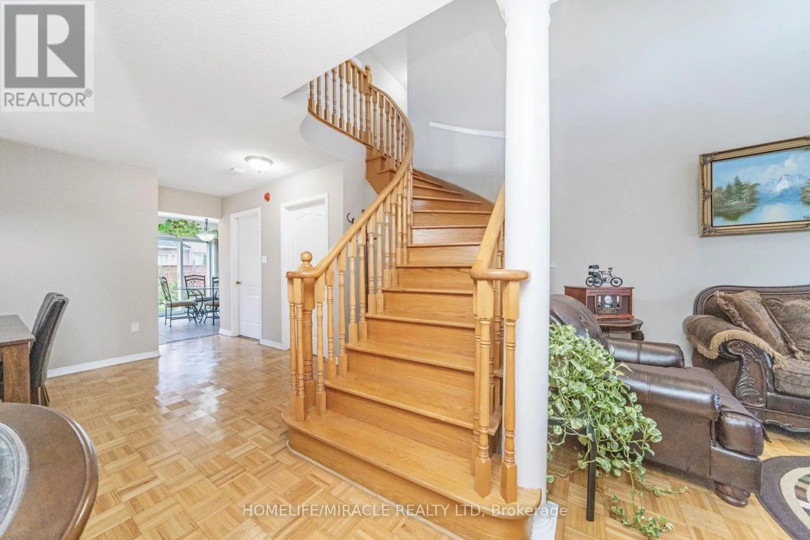 17 MAINARD CRESCENT