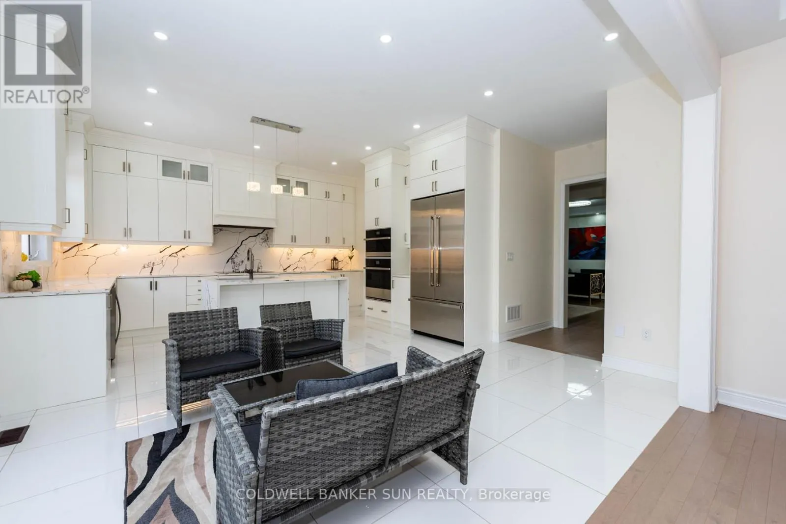 29 MIDMORNING STREET