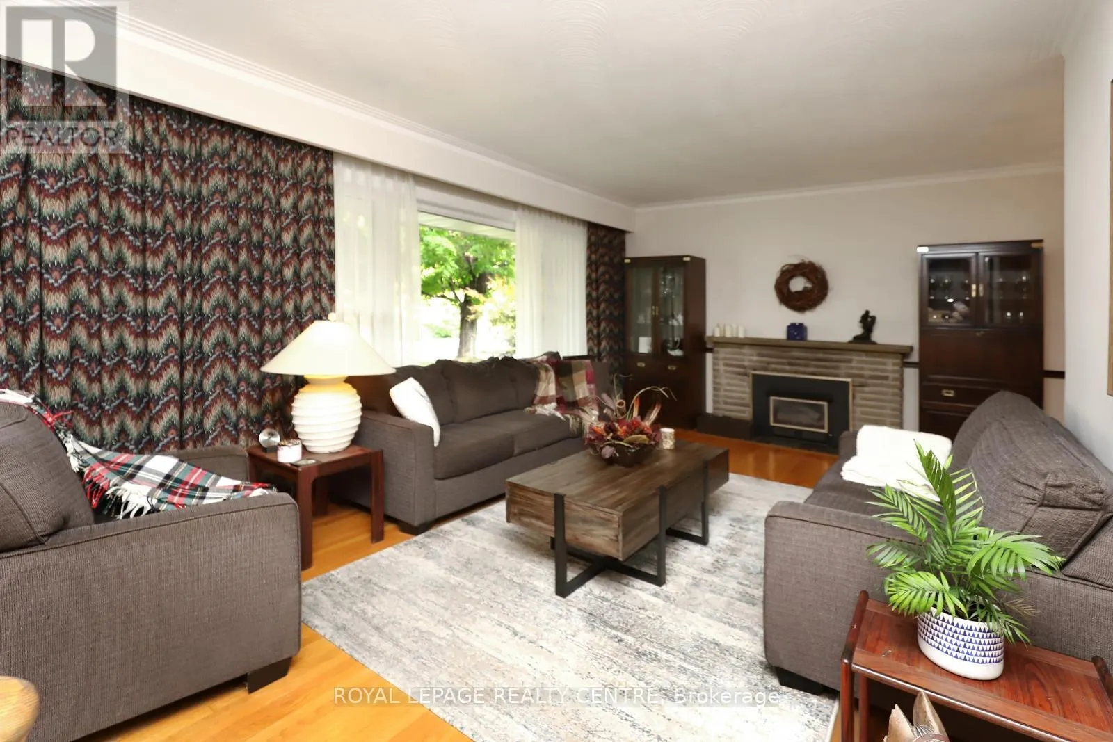 3338 ENNISKILLEN CIRCLE