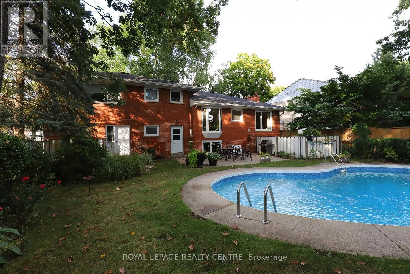 3338 ENNISKILLEN CIRCLE