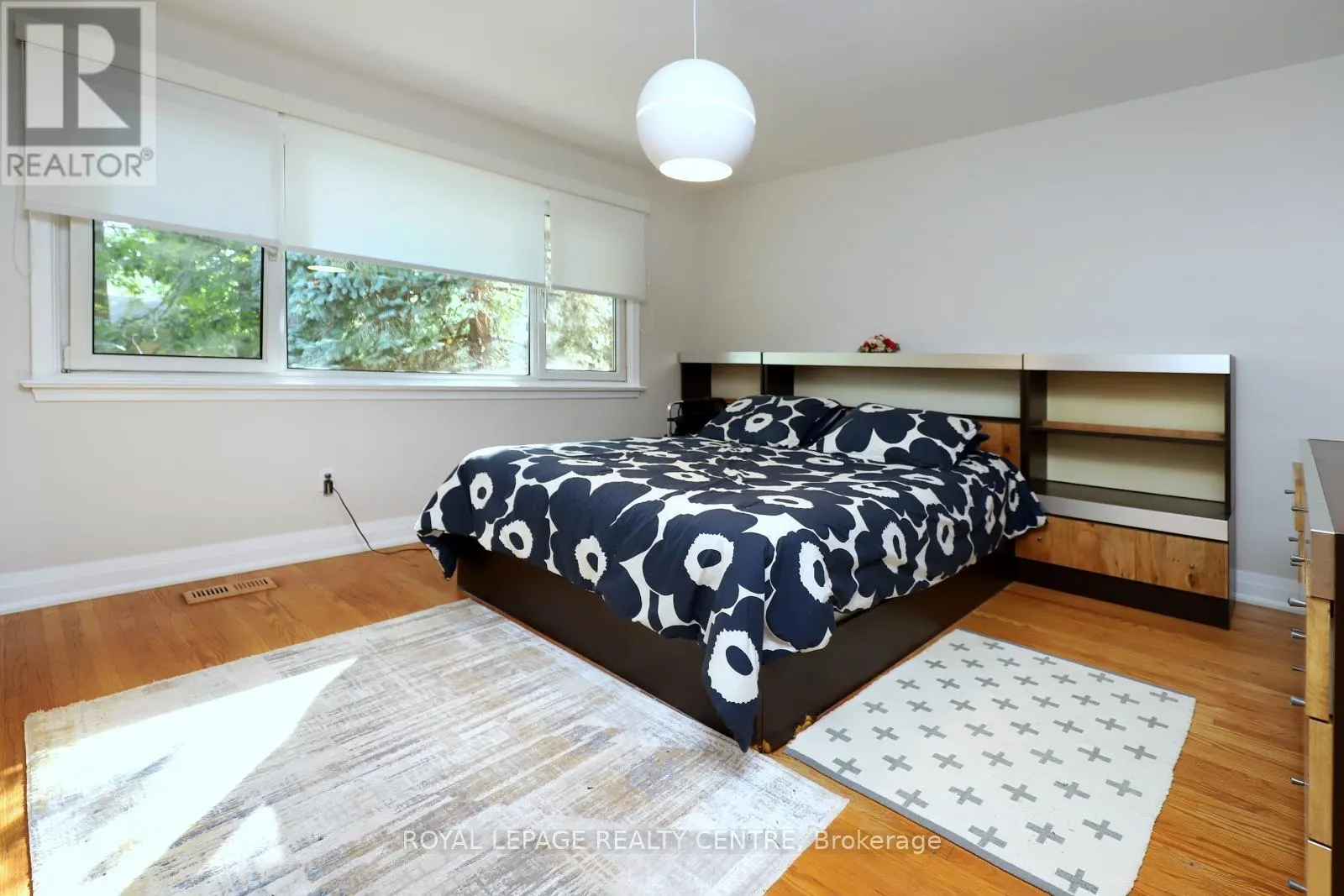 3338 ENNISKILLEN CIRCLE