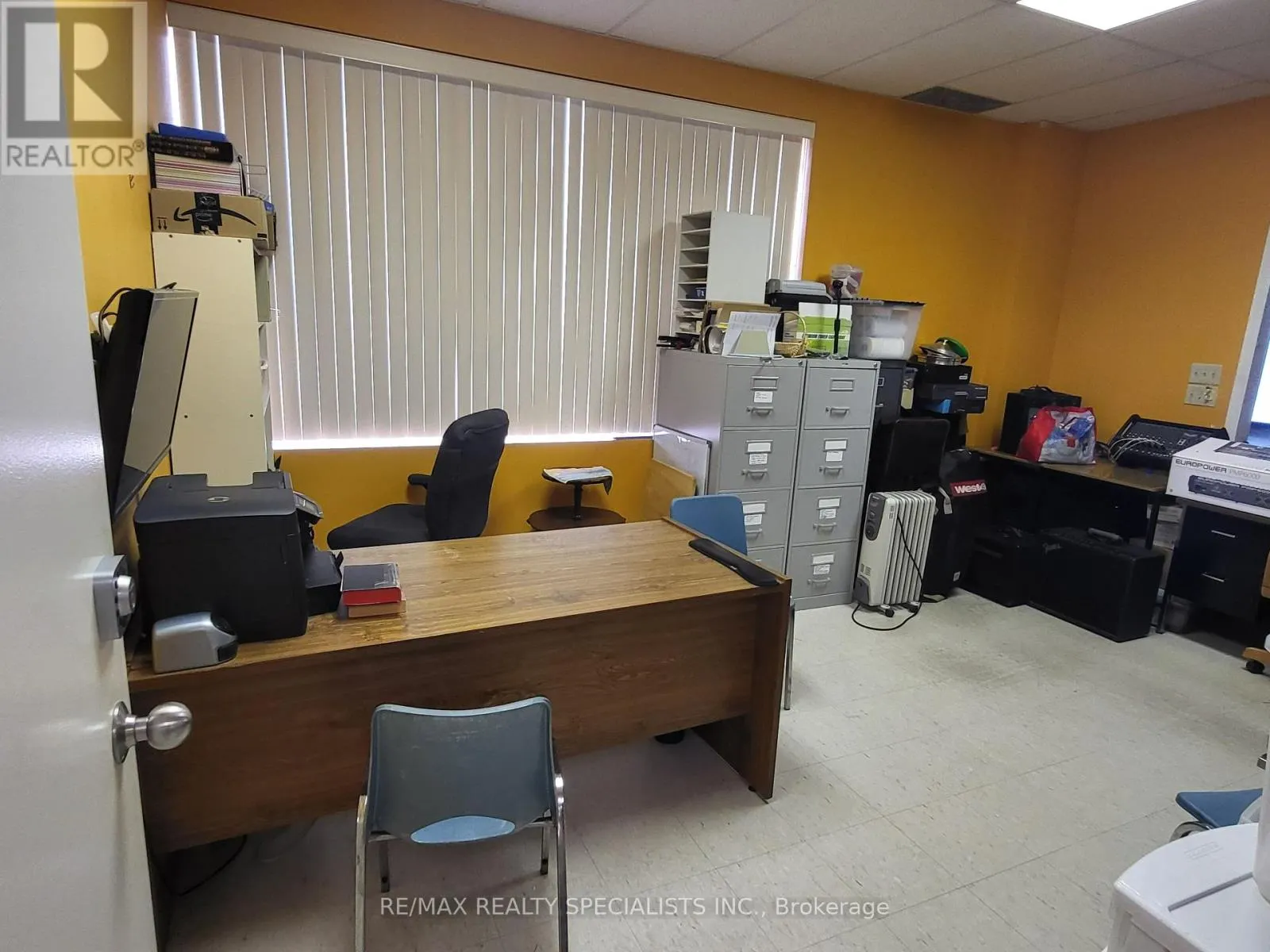 320 - 1550 SOUTH GATEWAY ROAD