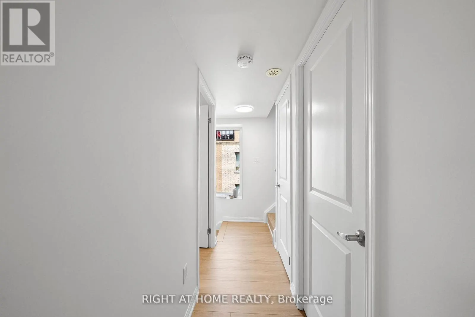 229 - 11 FOUNDRY AVENUE