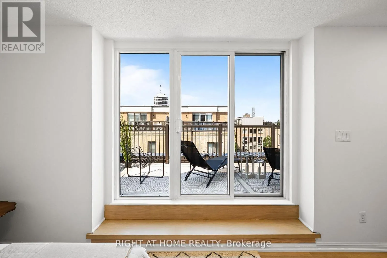 229 - 11 FOUNDRY AVENUE