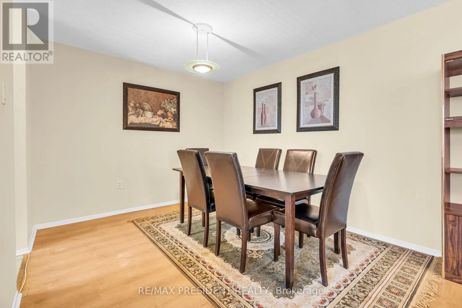 1408 - 21 KNIGHTSBRIDGE ROAD