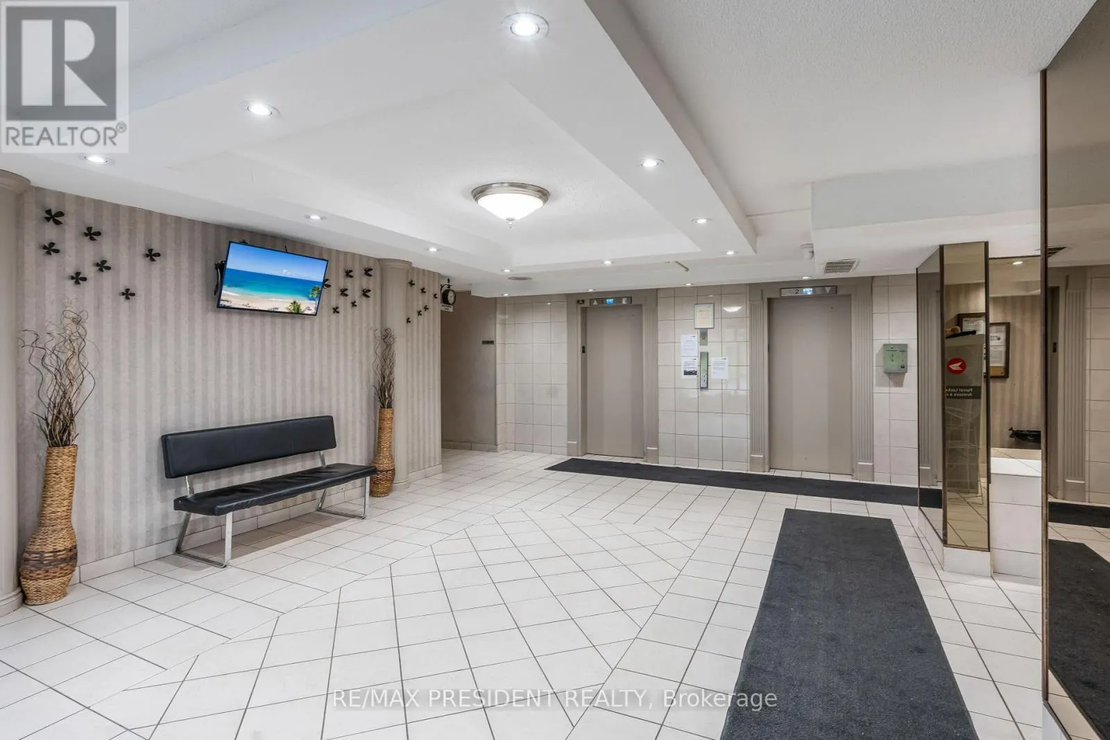 1408 - 21 KNIGHTSBRIDGE ROAD
