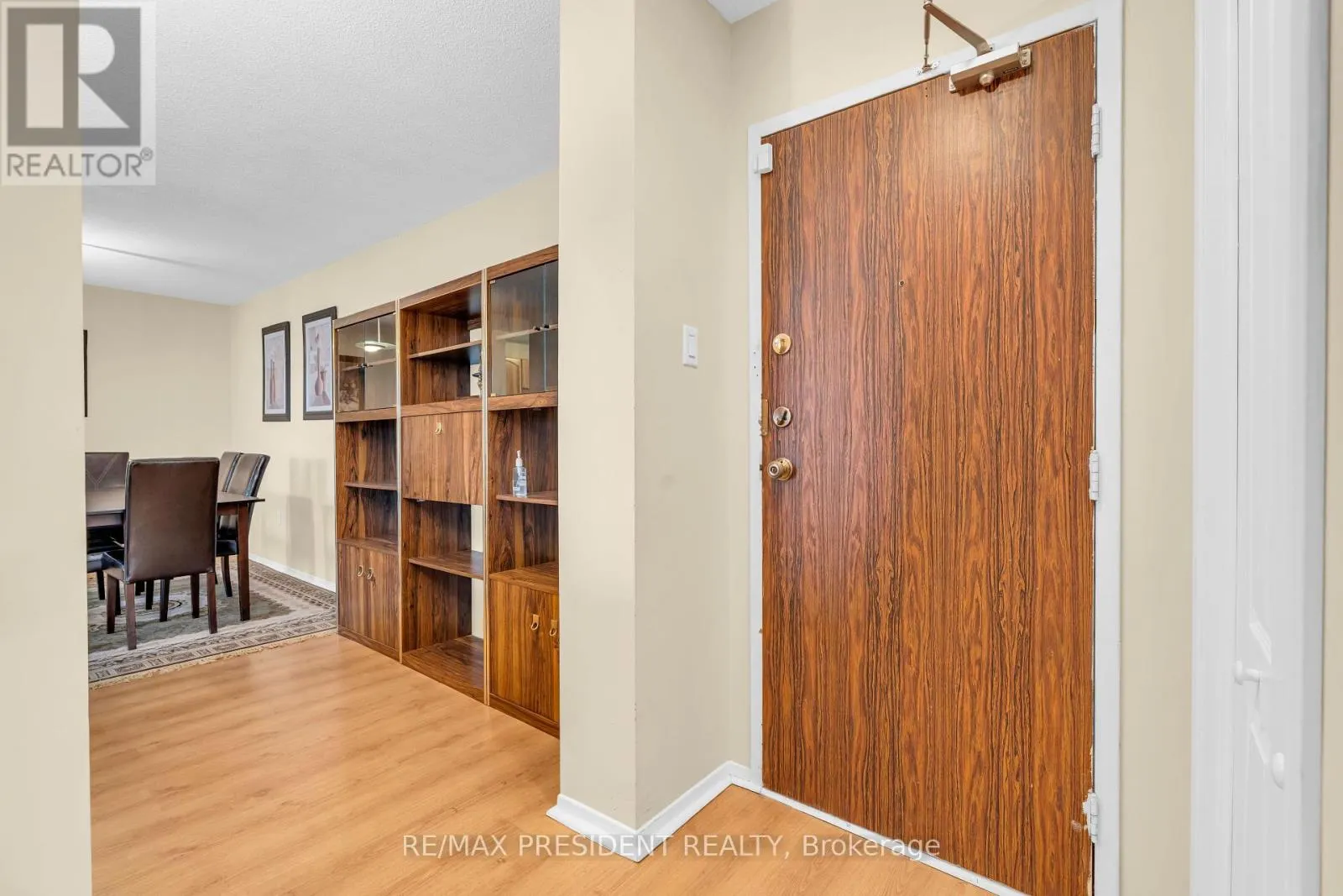 1408 - 21 KNIGHTSBRIDGE ROAD