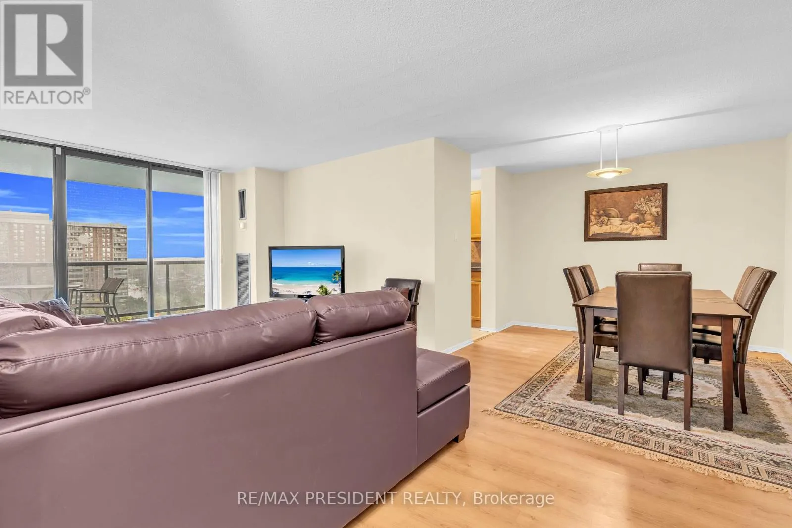 1408 - 21 KNIGHTSBRIDGE ROAD
