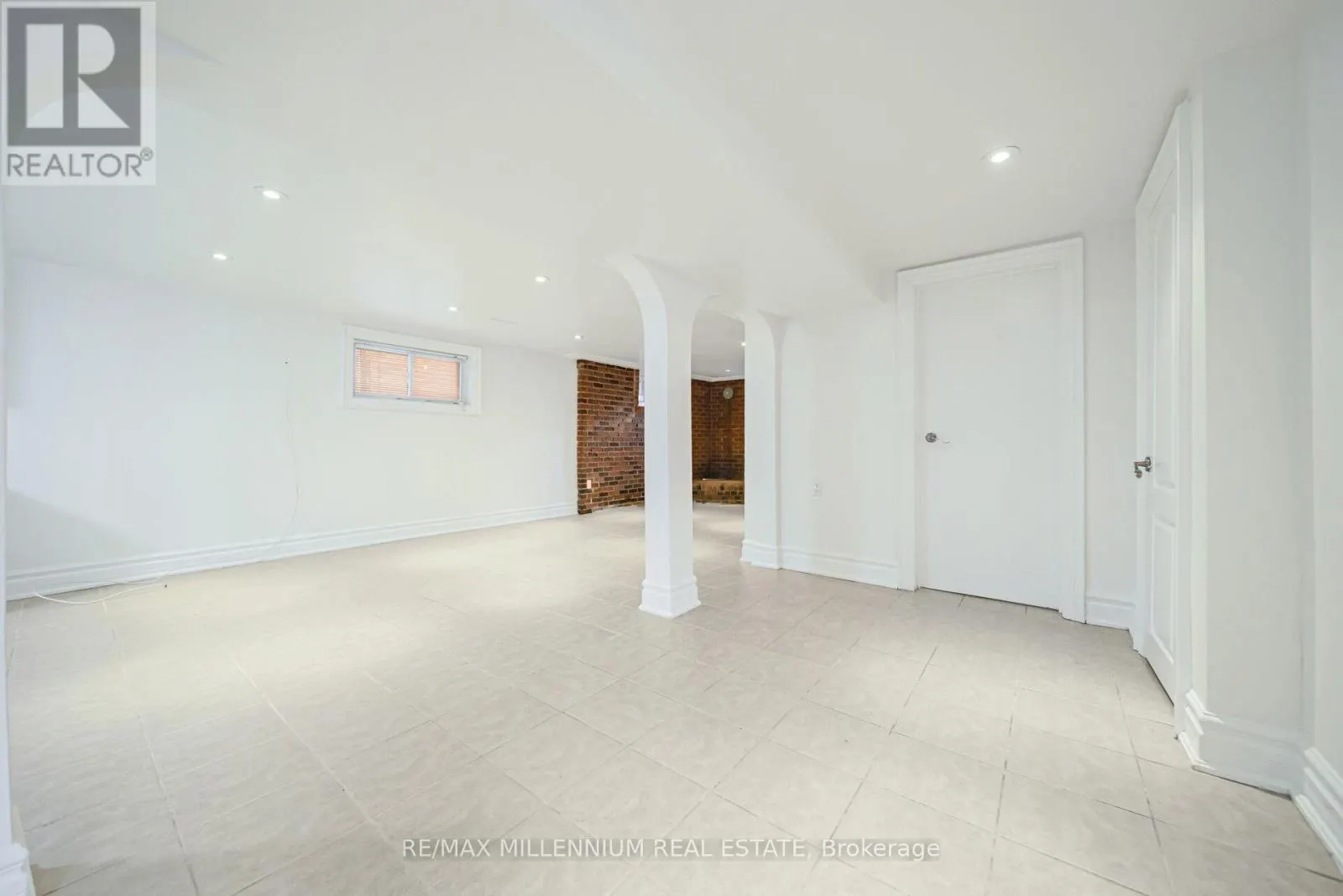 226 FALSTAFF AVENUE