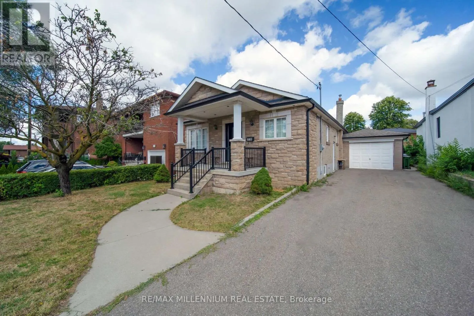 226 FALSTAFF AVENUE