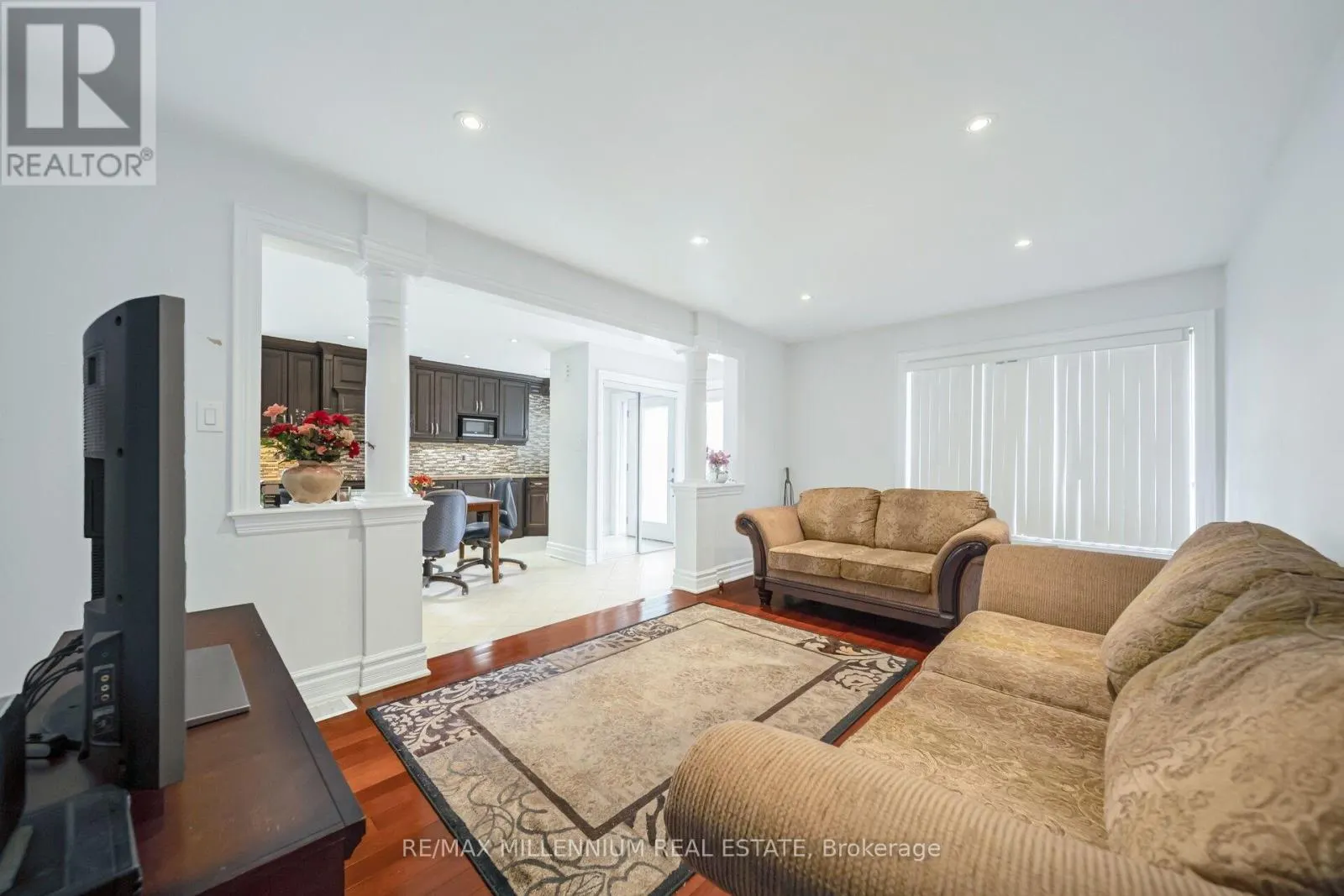 226 FALSTAFF AVENUE
