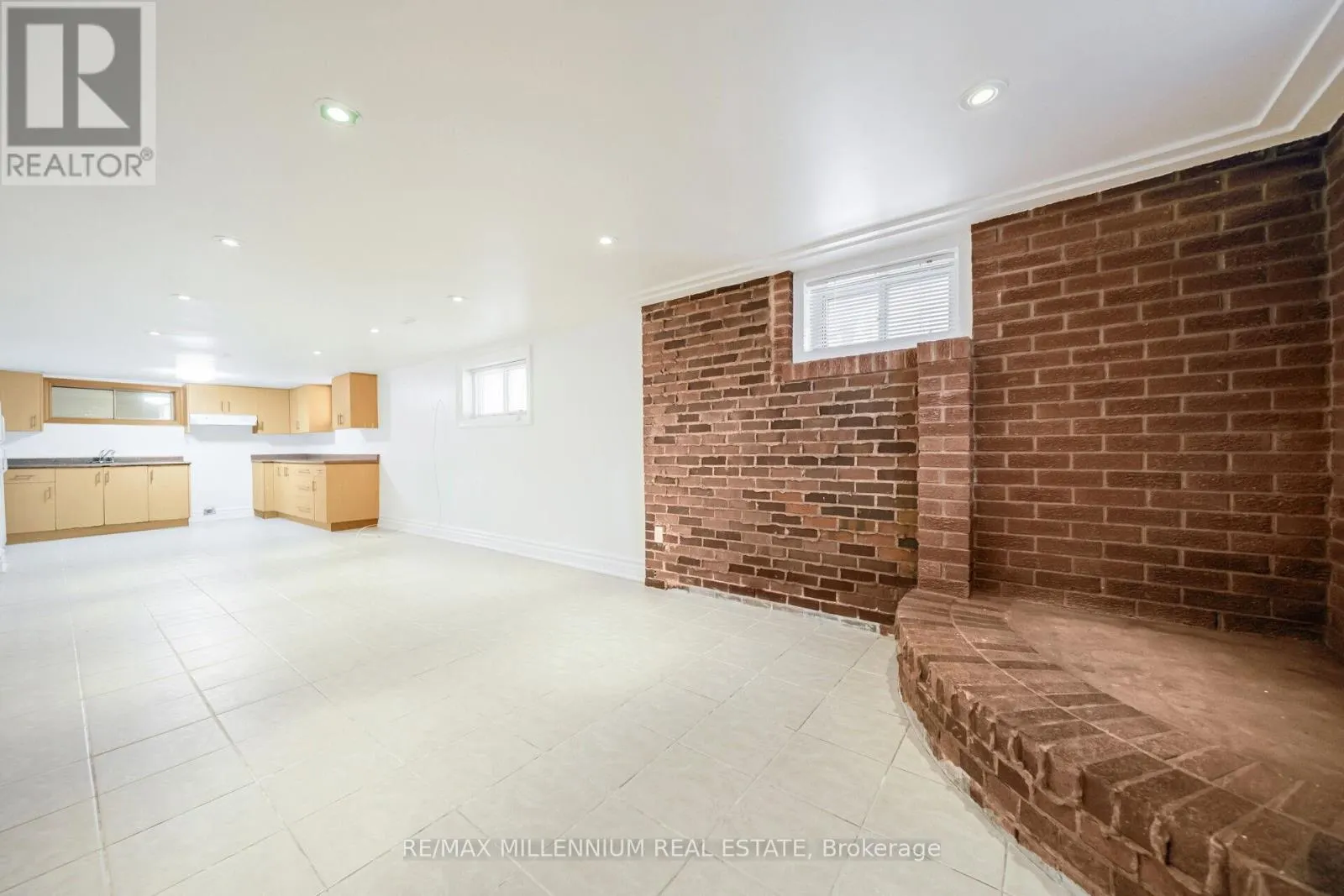 226 FALSTAFF AVENUE