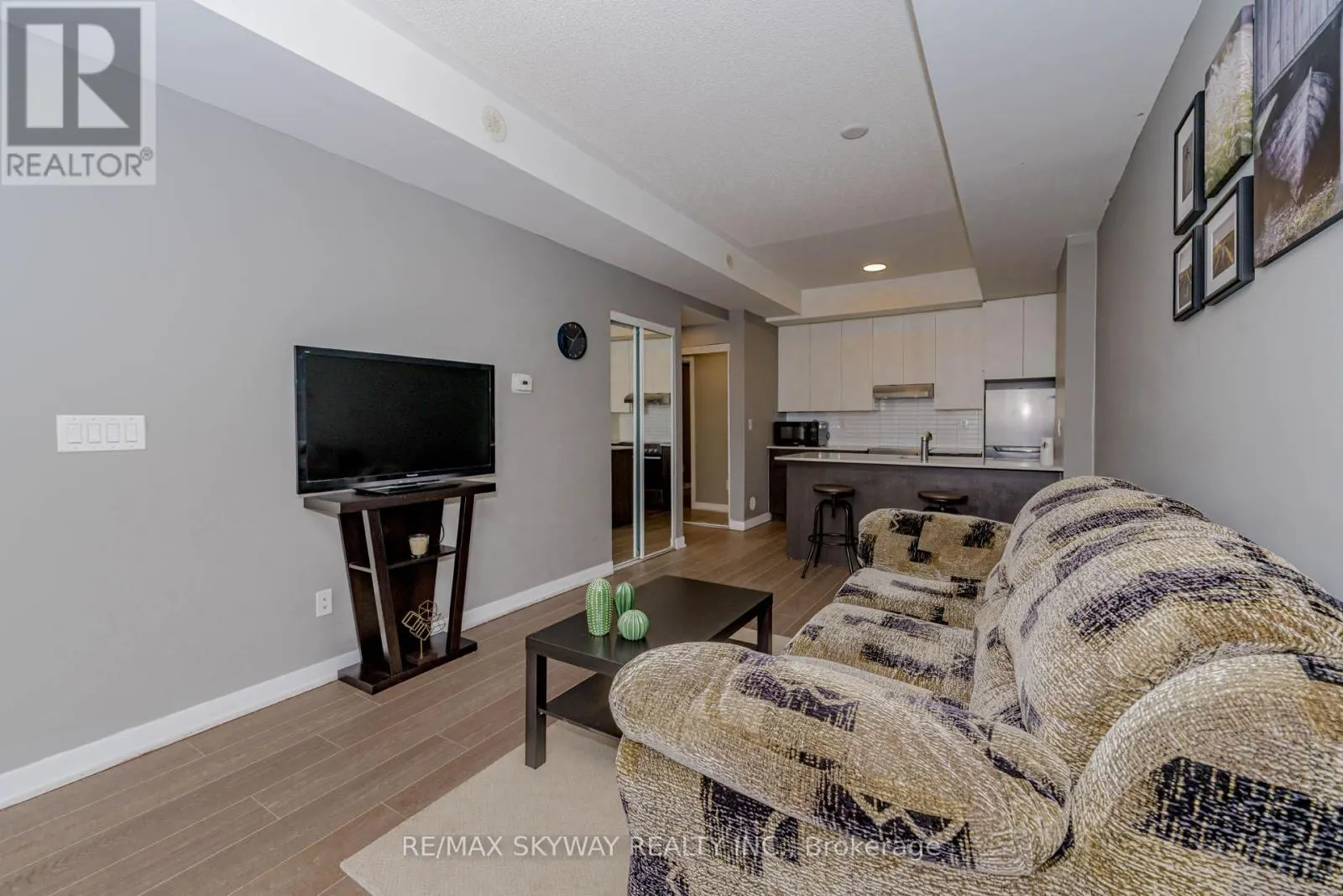 104 - 100 CANON JACKSON DRIVE