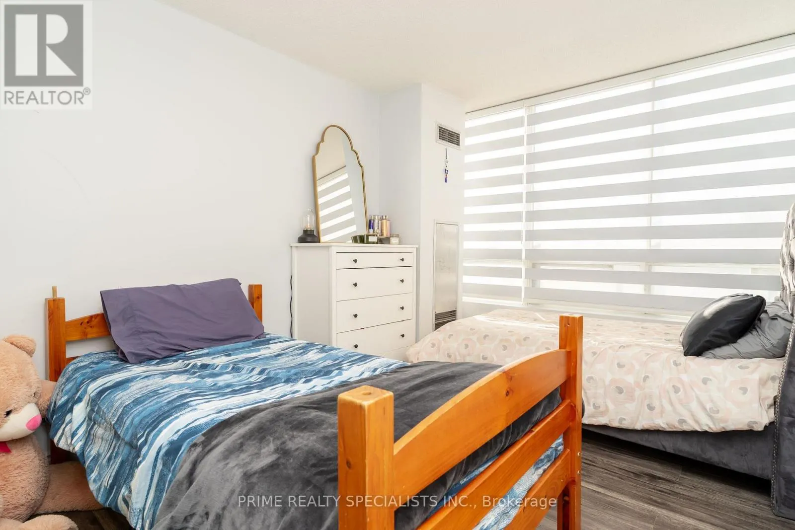 611 - 26 HANOVER ROAD
