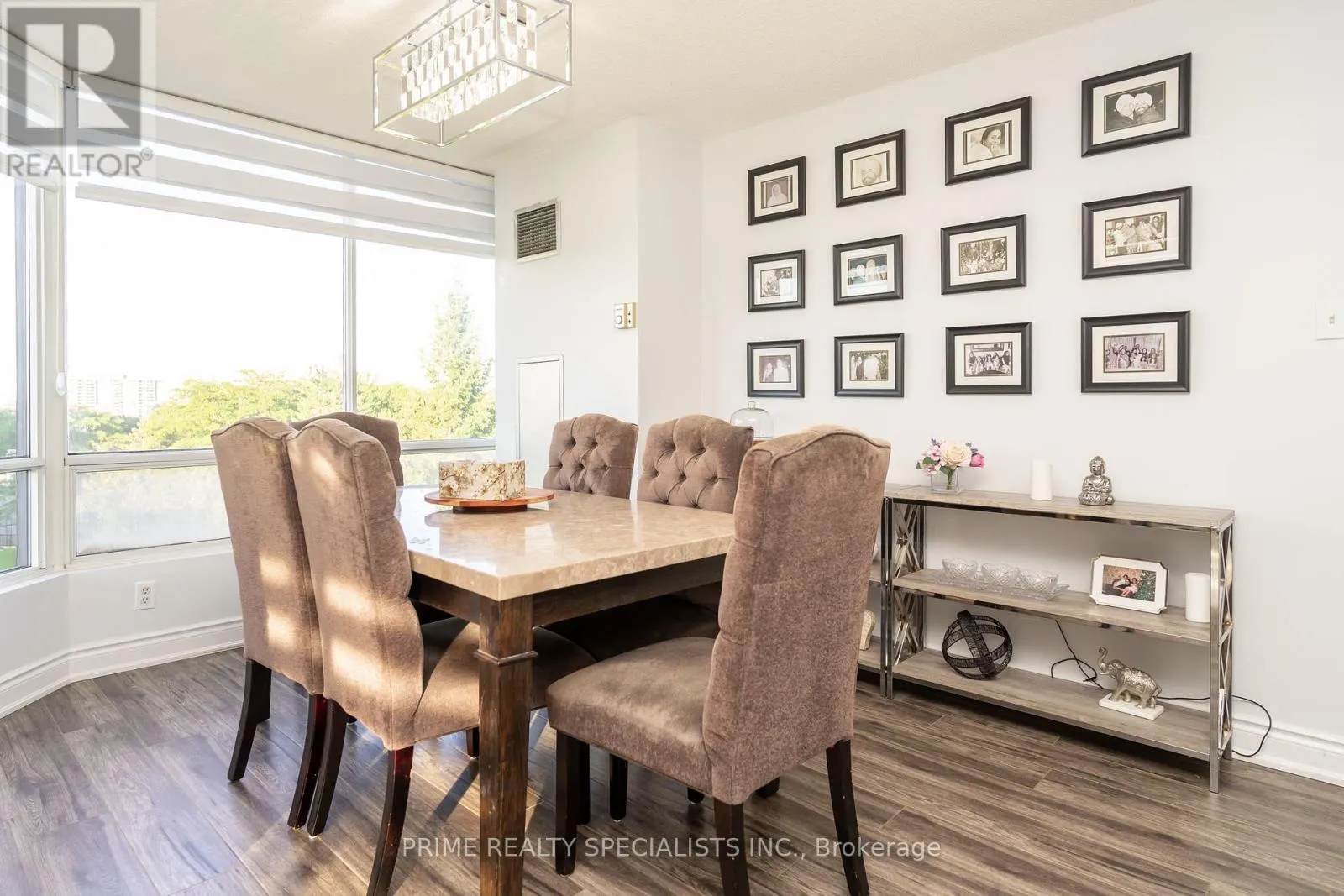 611 - 26 HANOVER ROAD