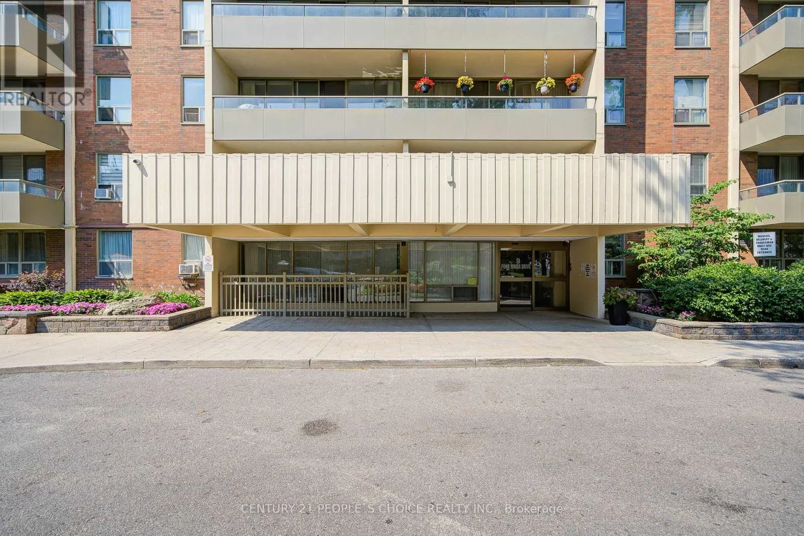 311 - 9 FOUR WIND DRIVE