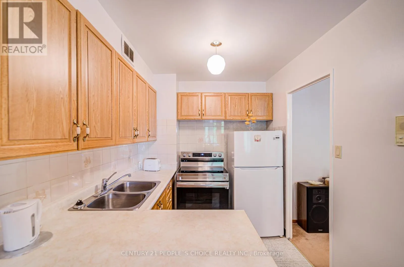 311 - 9 FOUR WIND DRIVE