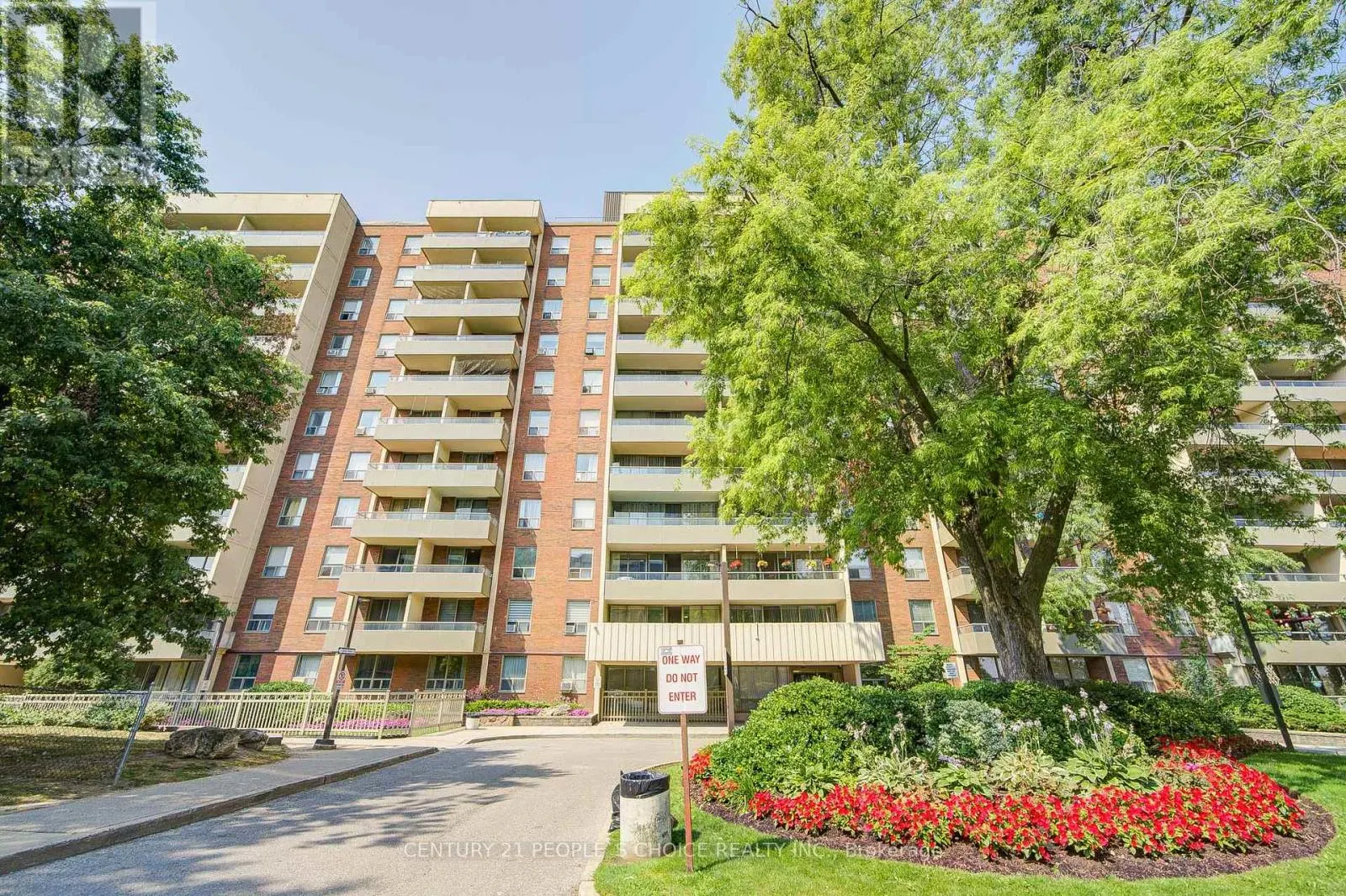 311 - 9 FOUR WIND DRIVE
