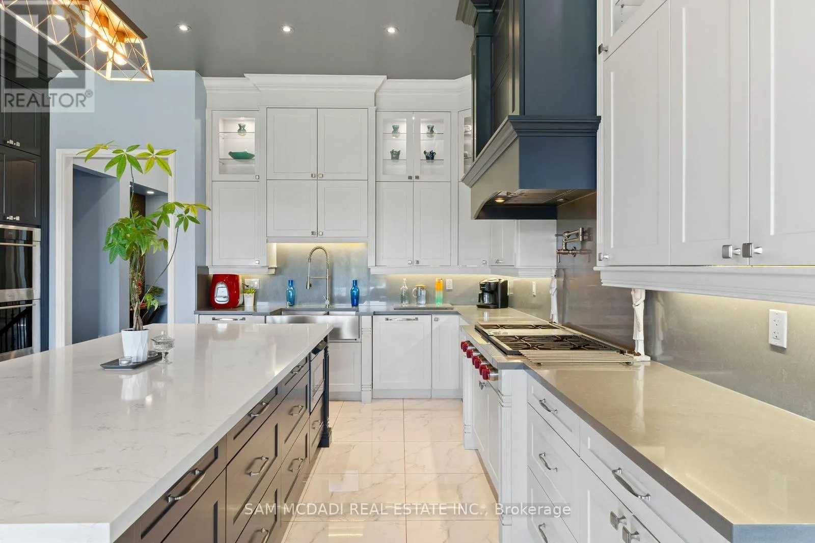 40 QUINTETTE CLOSE
