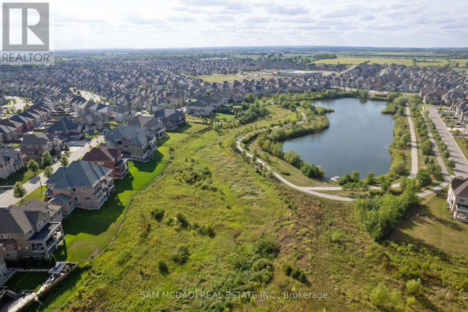 40 QUINTETTE CLOSE