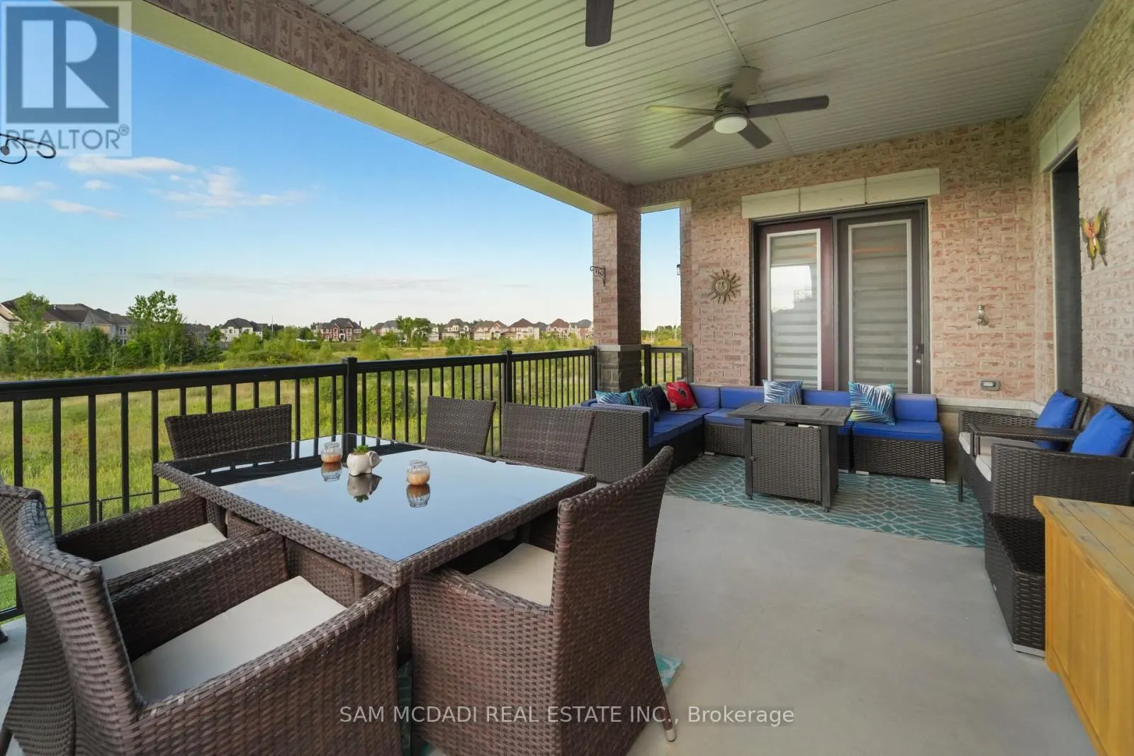 40 QUINTETTE CLOSE