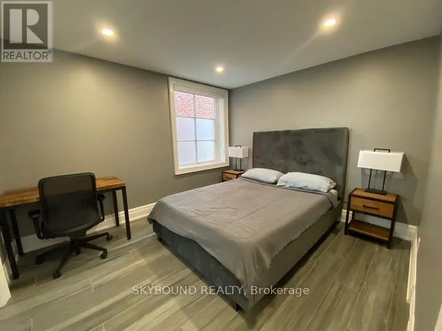 2 - 163 RIVERSIDE DRIVE