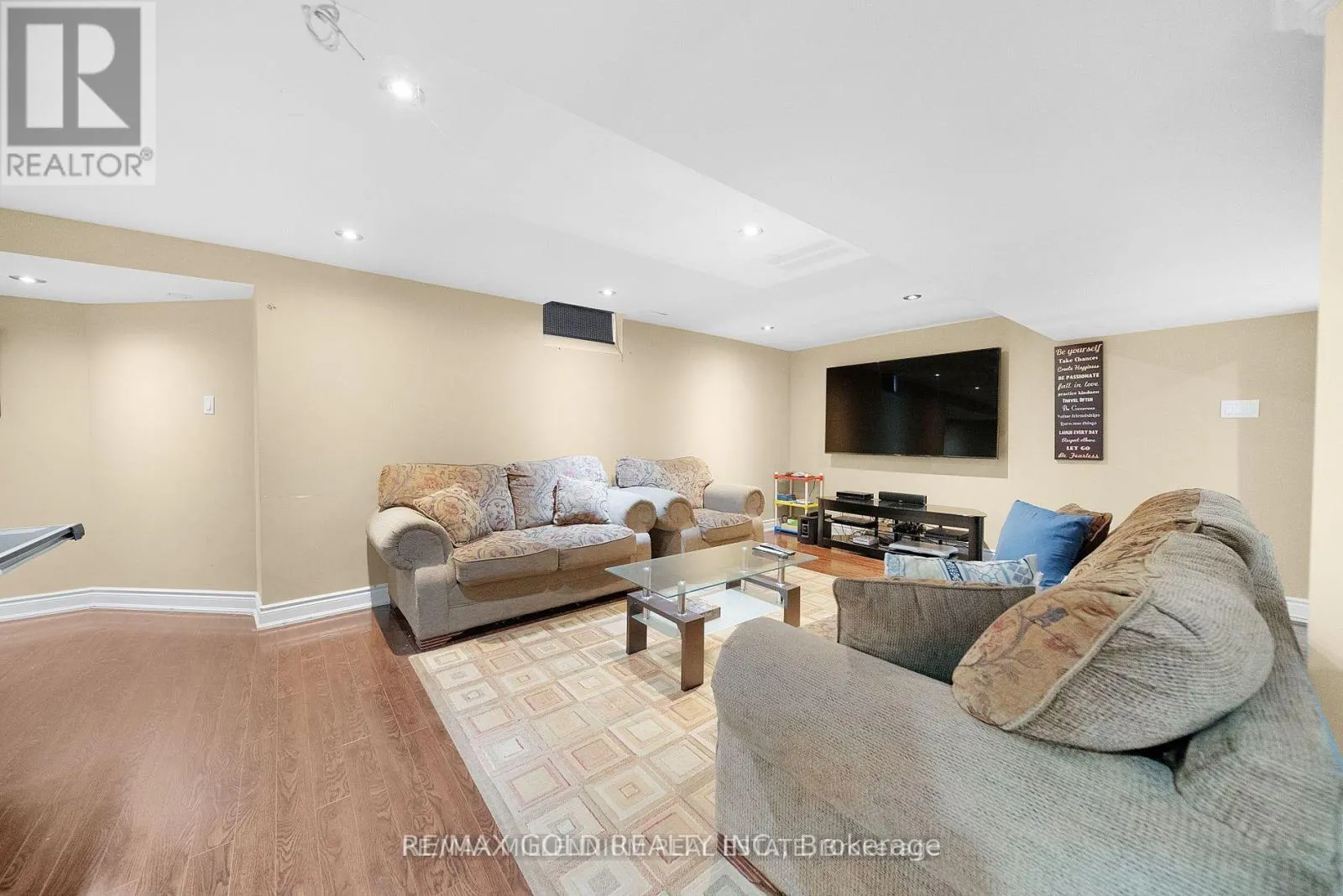 22 BLACKWELL PLACE