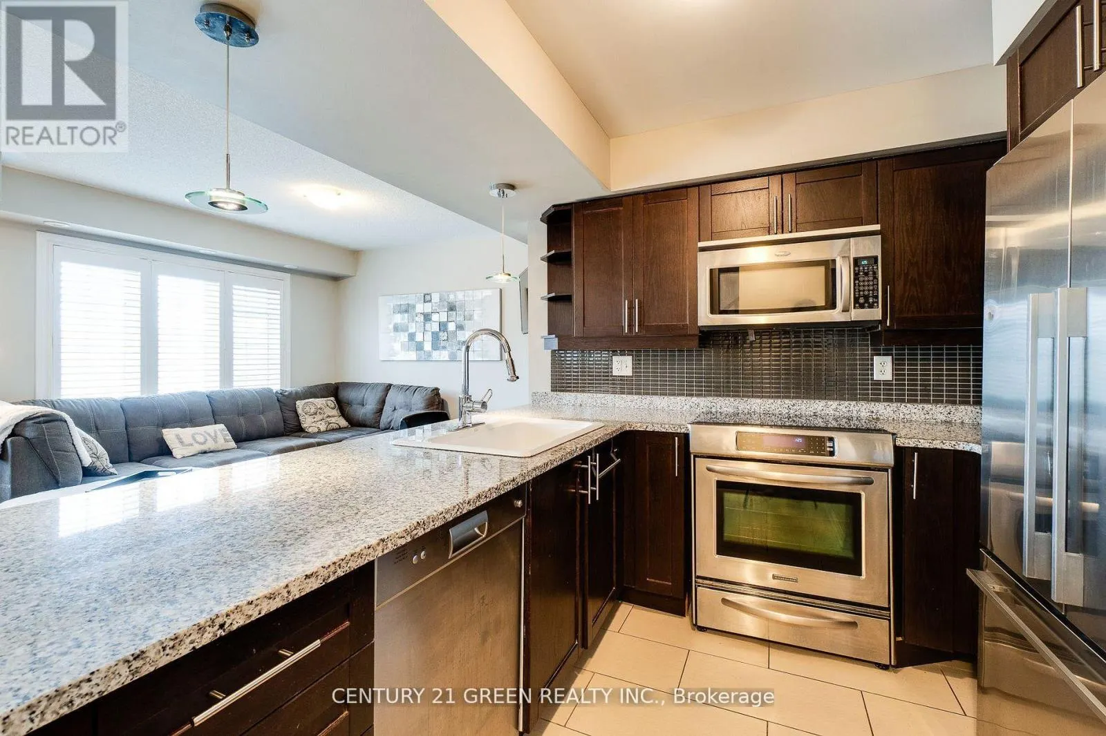 24 - 2614 DASHWOOD DRIVE