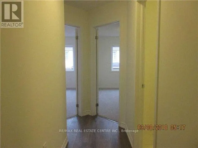 582 LAKING TERRACE