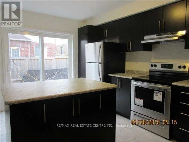 582 LAKING TERRACE