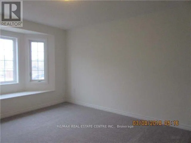 582 LAKING TERRACE
