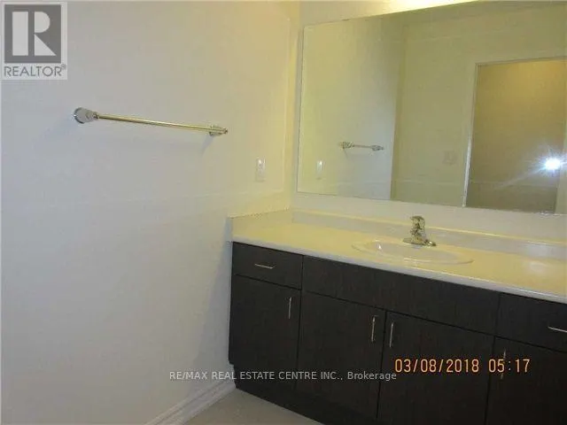 582 LAKING TERRACE