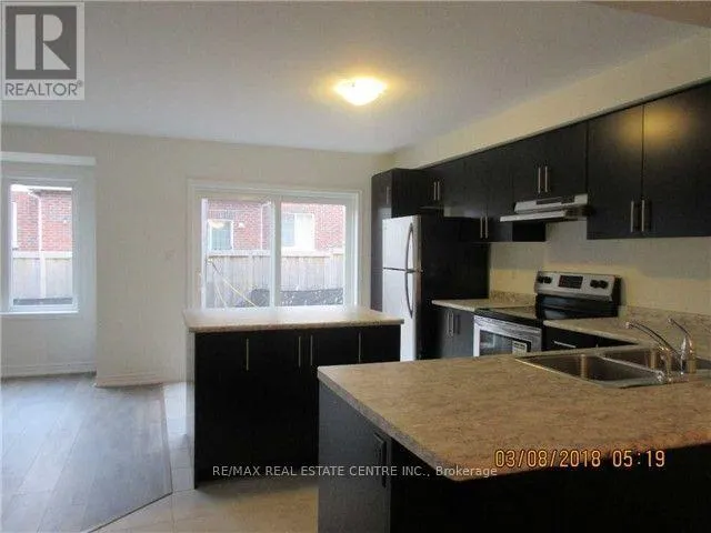 582 LAKING TERRACE