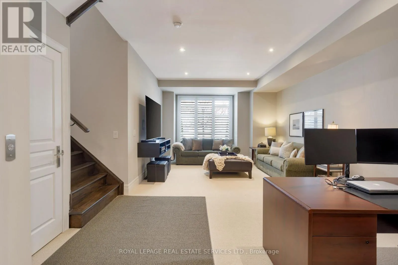 251 HANOVER STREET
