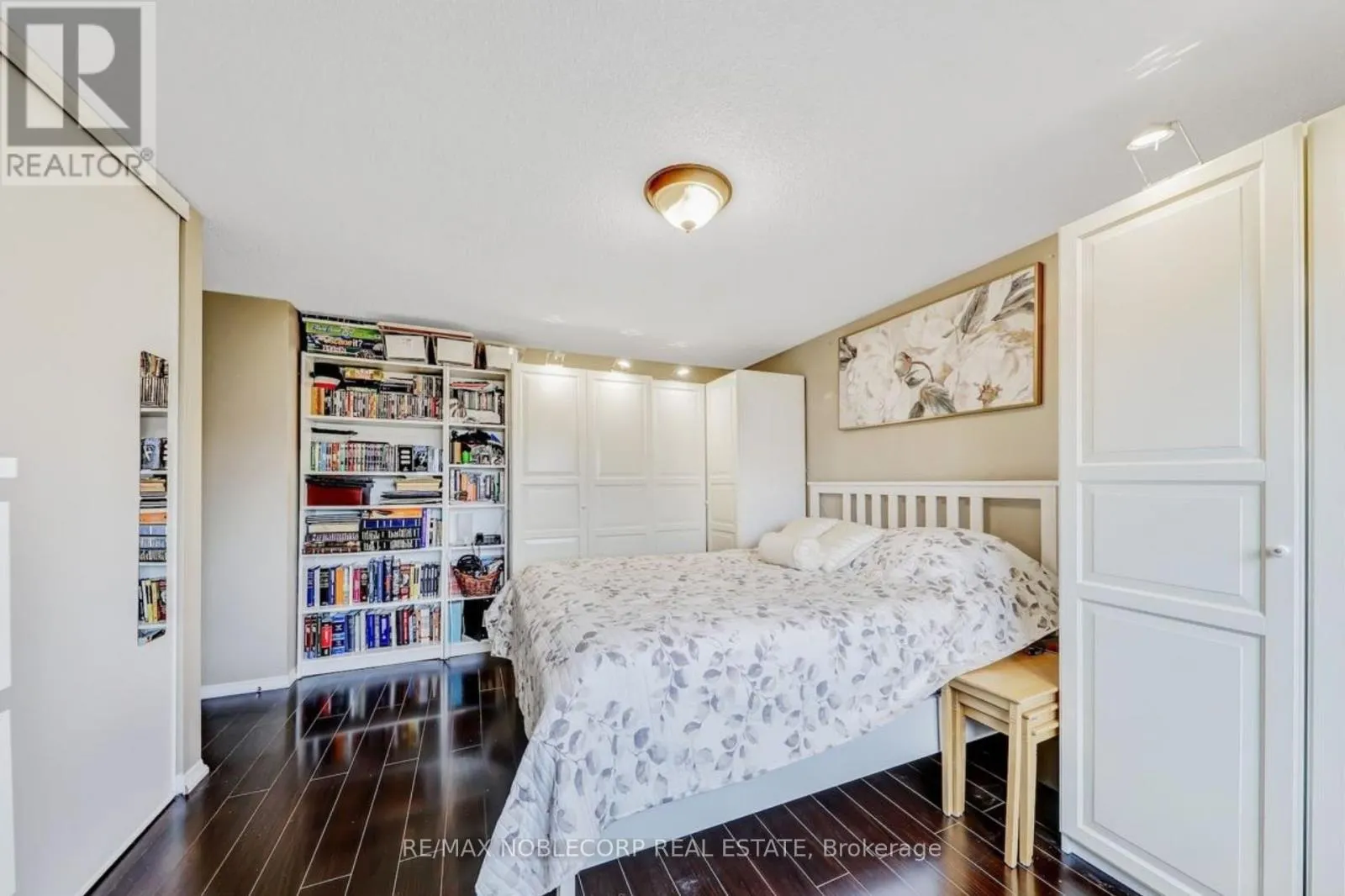 30 MAYBERRY COURT