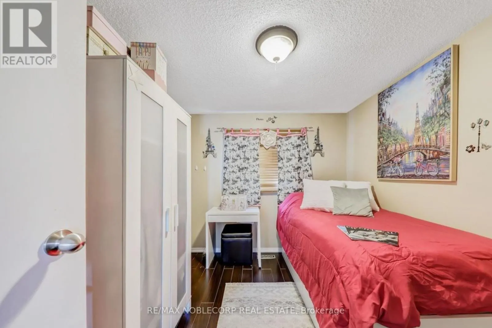 30 MAYBERRY COURT