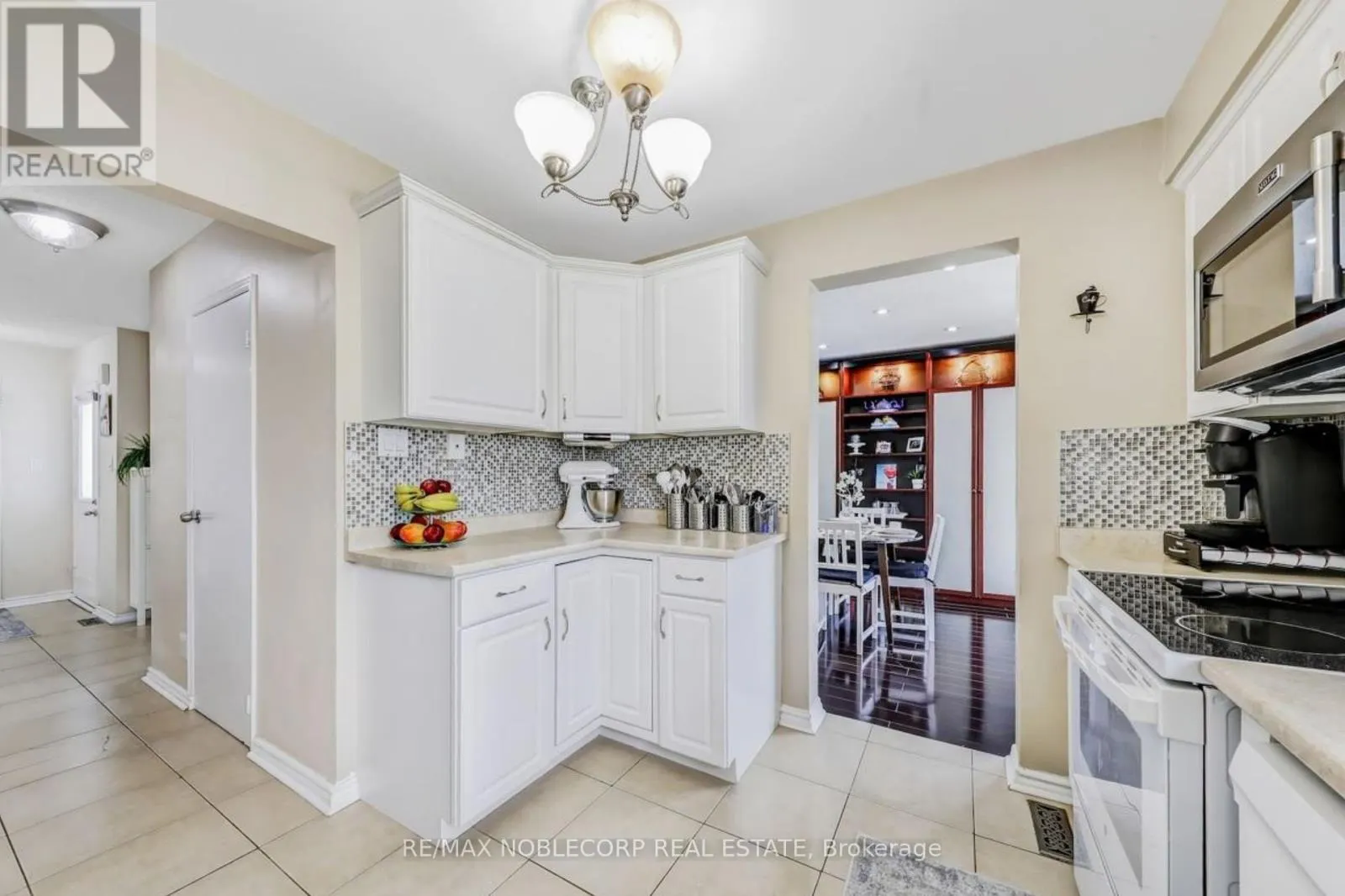 30 MAYBERRY COURT