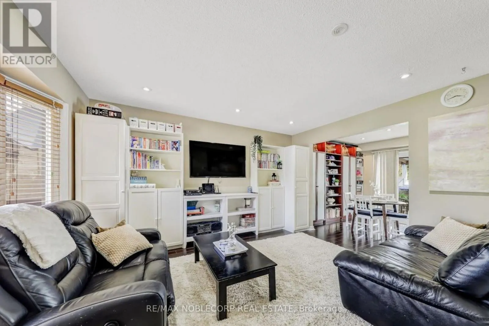 30 MAYBERRY COURT